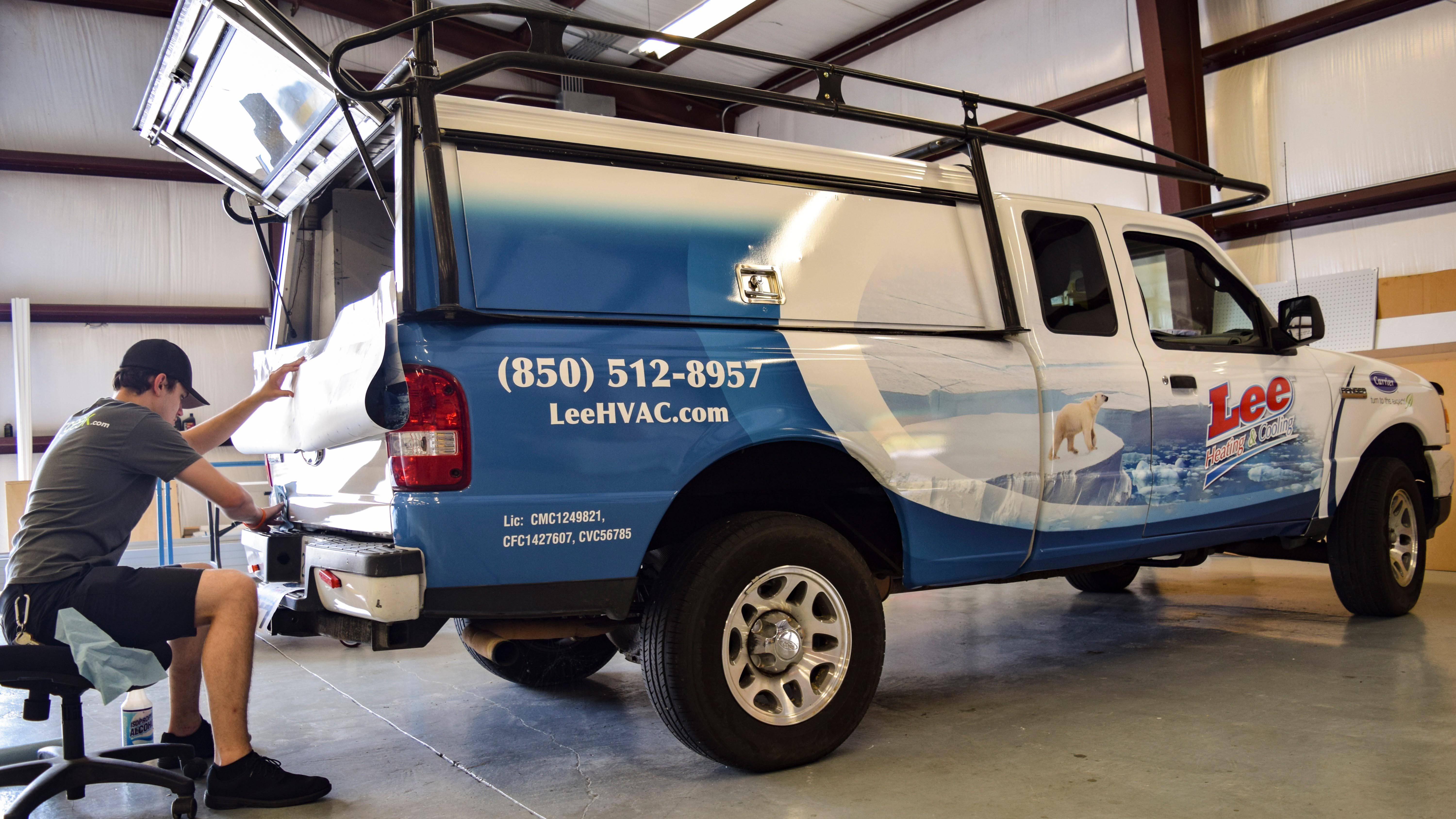 Fleet wrap on utility truck - fleet graphics by signgeek