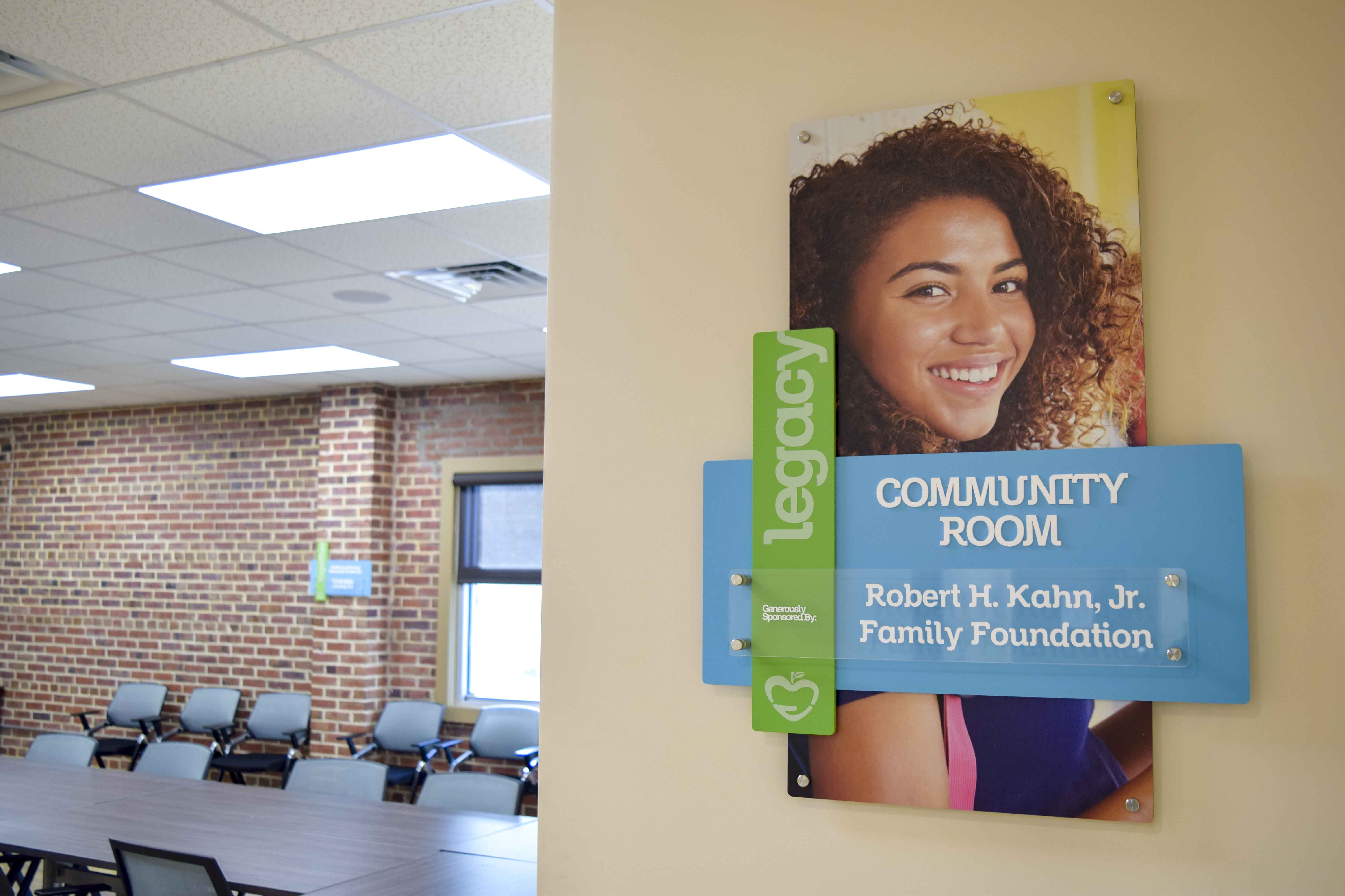 Donor room sign at Manna Food Pantries Center for Hope 