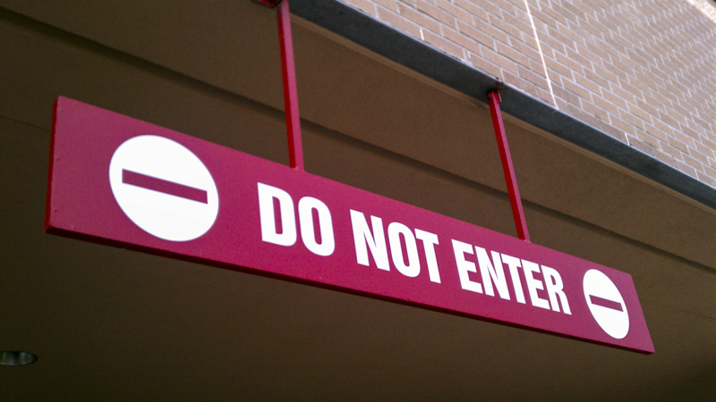 SignGeek Exterior Wayfinding - "Do Not Enter" wayfinding signage