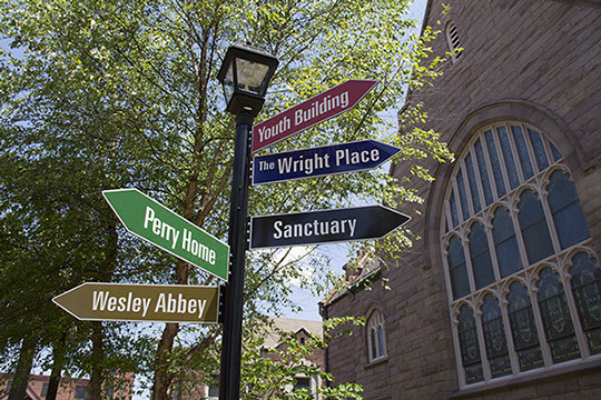 SignGeek Exterior Wayfinding - Downtown Pensacola Directional Signage